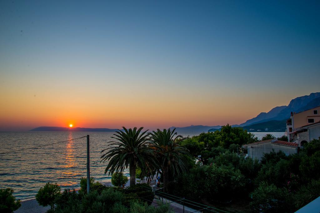 Waterfront Apartments - Tučepi Dış mekan fotoğraf